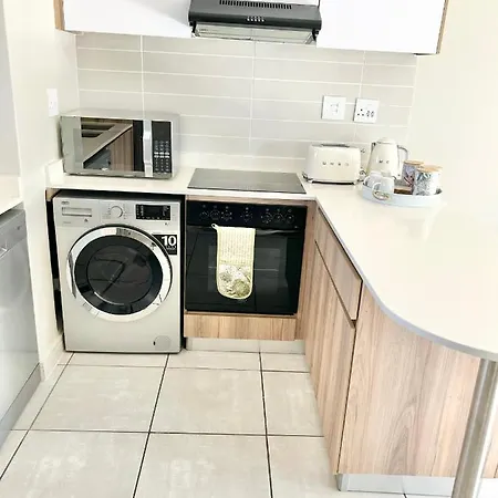 Ballito Hills - Ocean View, Queen Bed & Free Wi-Fi Durban Exterior photo